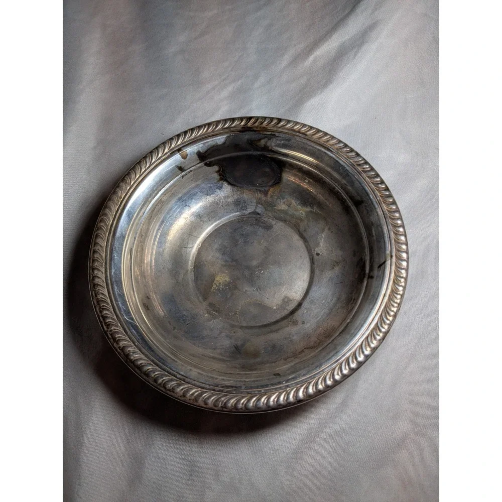 Vintage F.B. Rodgers Silver Co Trade Mark #1028 Silver Plated Bowl